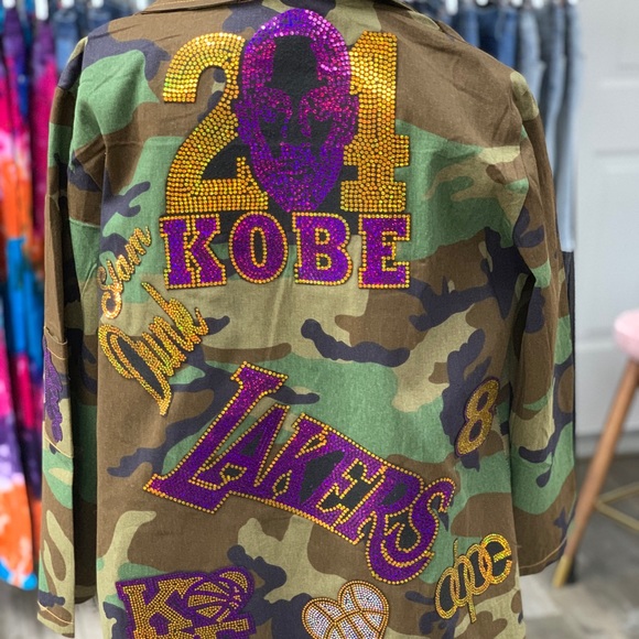 Beautiful Custom Camouflage Jacket Size XLarge - Picture 2 of 6